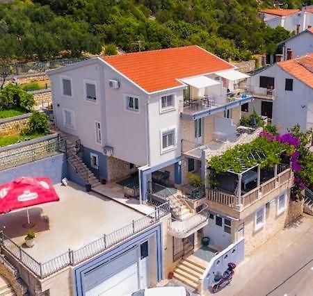Apartments Bora نيوم المظهر الخارجي الصورة
