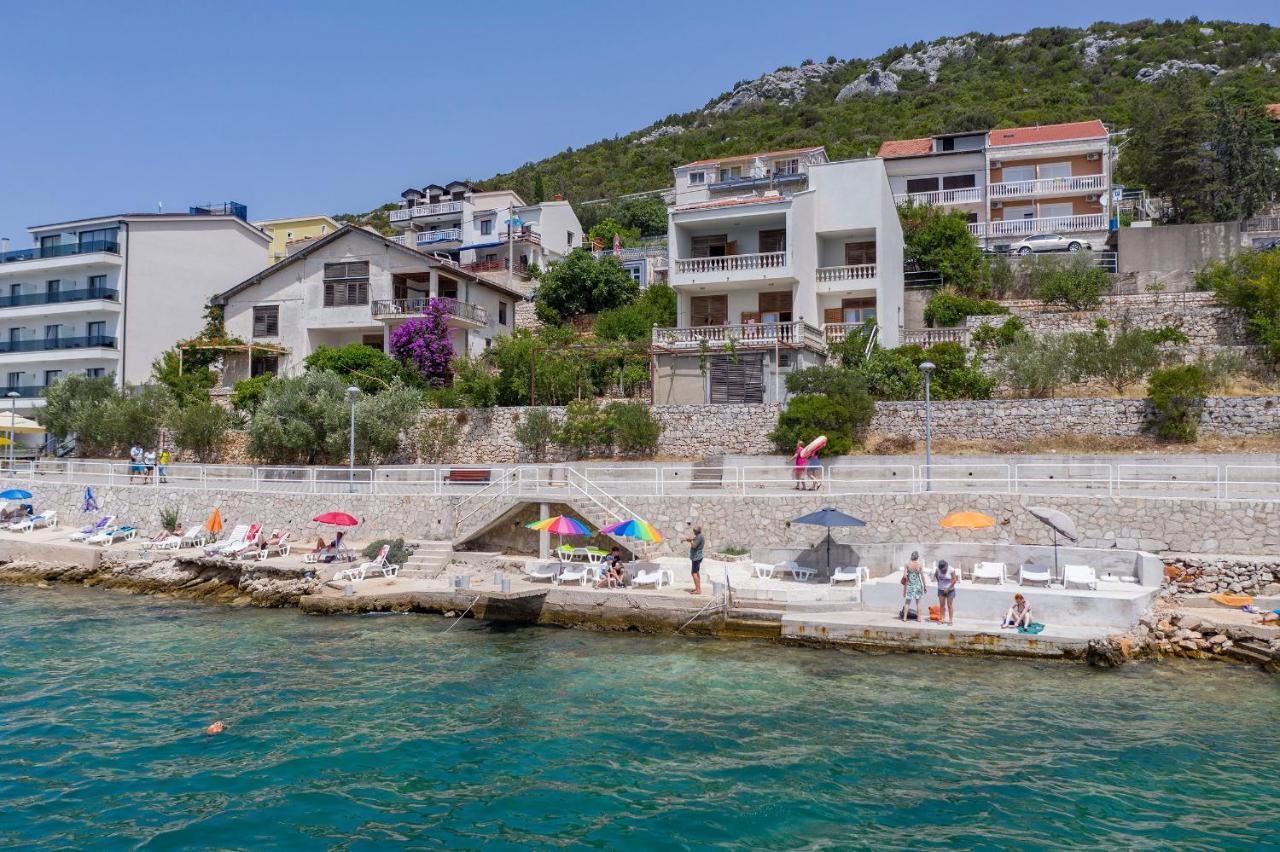 Apartments Bora نيوم المظهر الخارجي الصورة