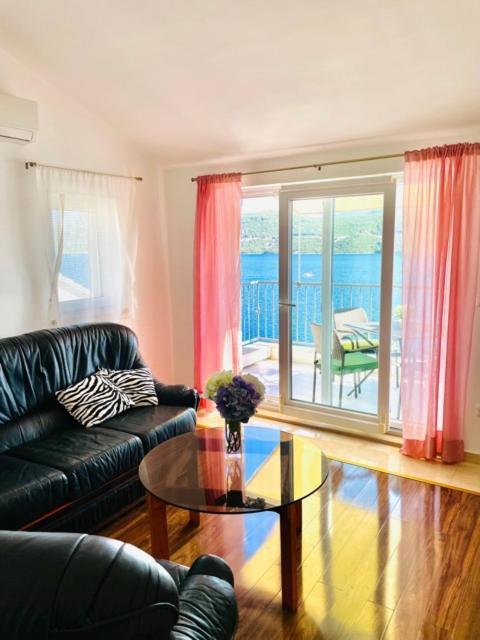 Apartments Bora نيوم المظهر الخارجي الصورة